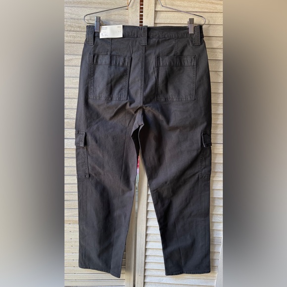 American Eagle Outfitters Women’s  Black Cargo Pants. Size 8. NWT. Streetwear - Picture 2 of 16